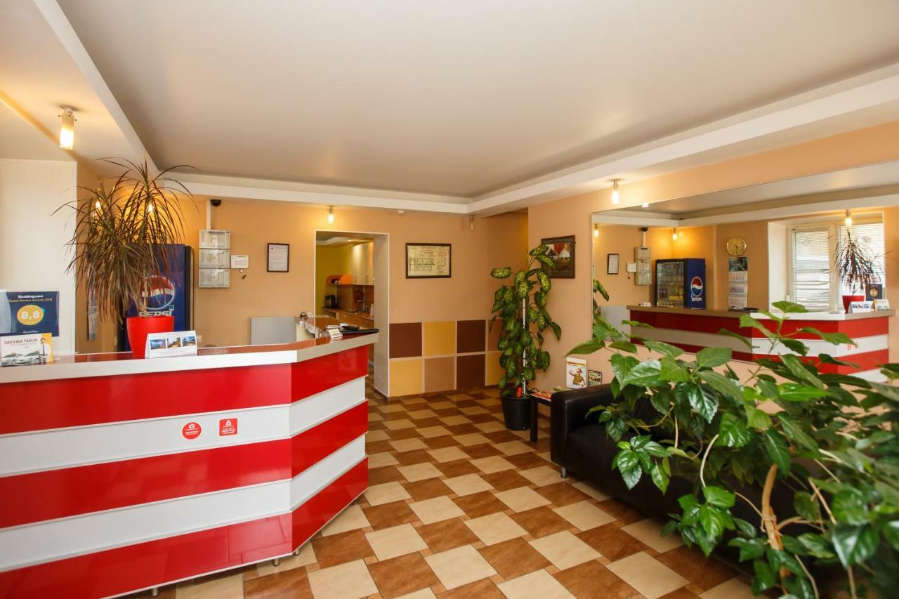 Aurinko Hotel Pietrozawodsk Zewnętrze zdjęcie